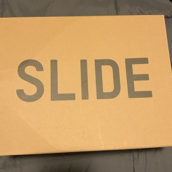 Brand new slides and cheaper - Picture 2 of 2